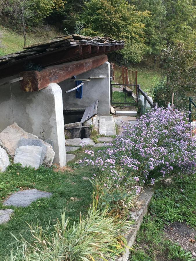 Villa Casa Miki à Roure Turin Extérieur photo